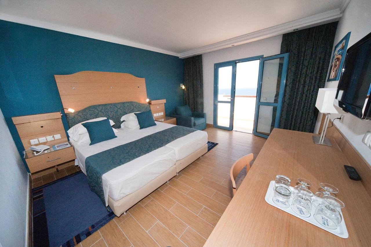 Single Room with Bathroom,1010829223:JPEG