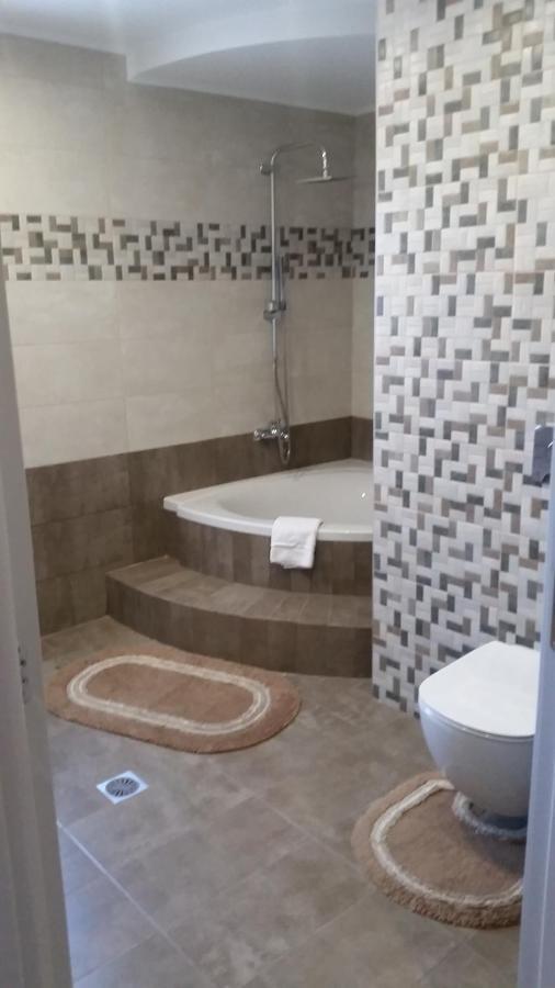 Deluxe Suite,1075510720:JPEG