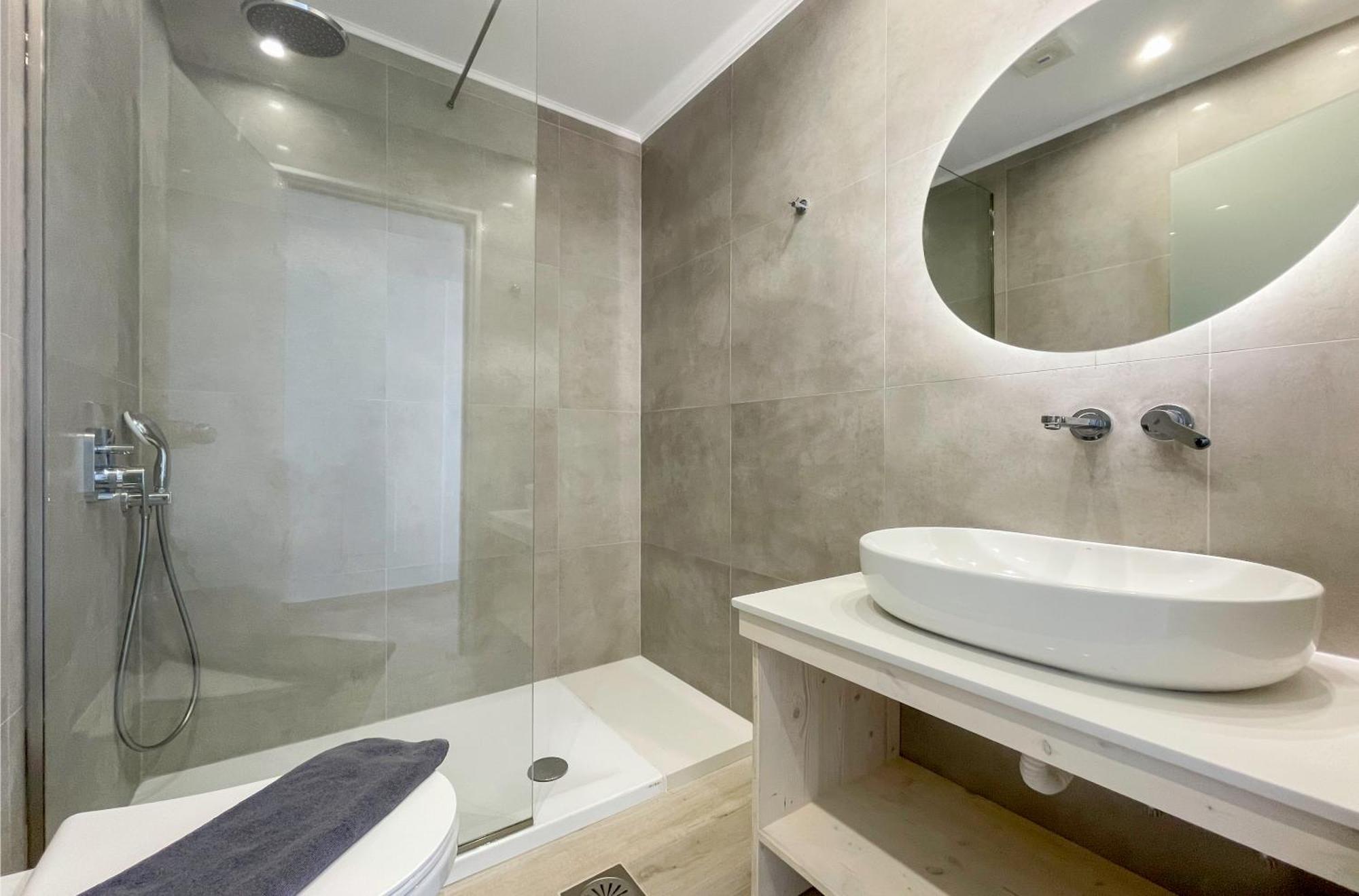 Deluxe Double Room Side Sea View