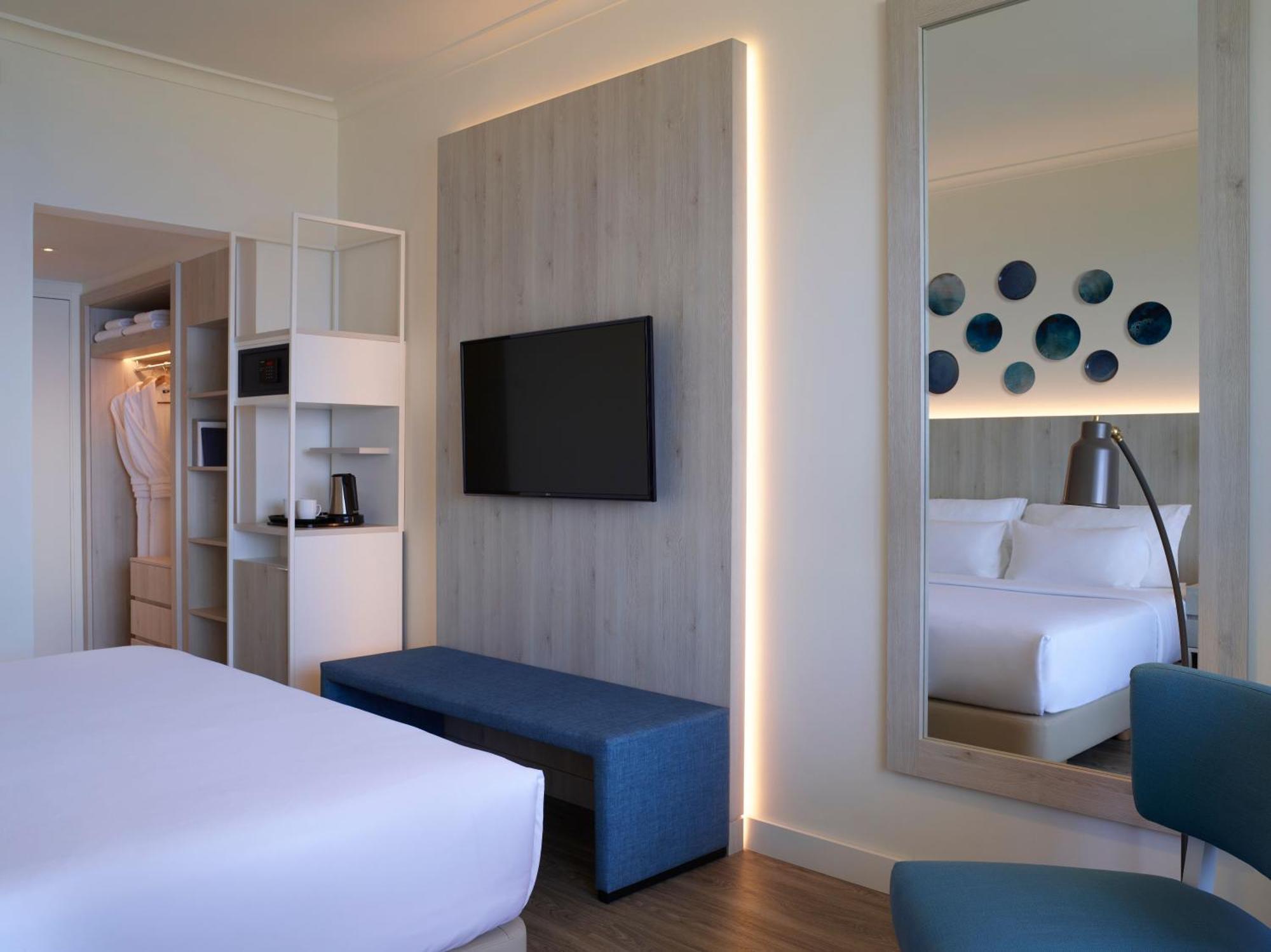 Deluxe Room Forest View
