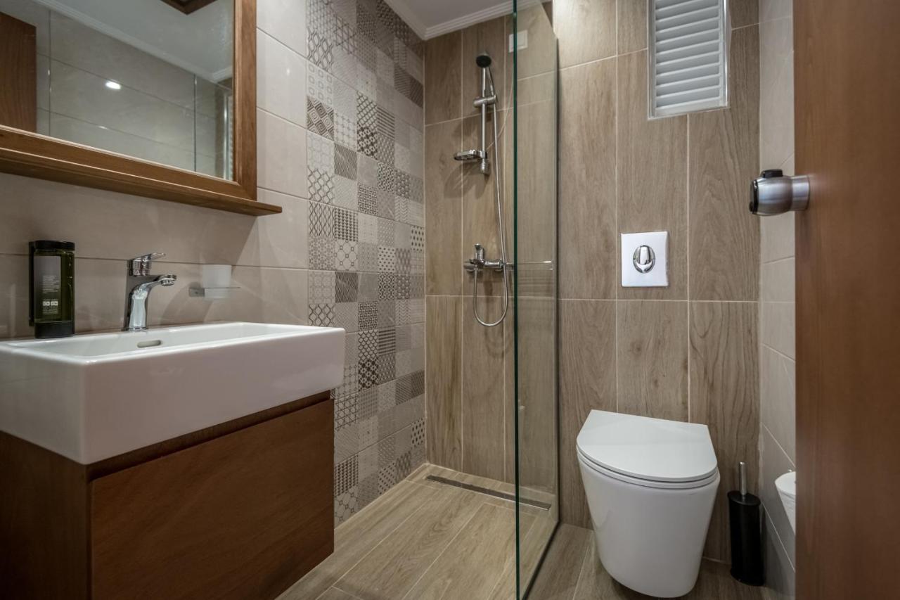 Superior One-Bedroom Apartment