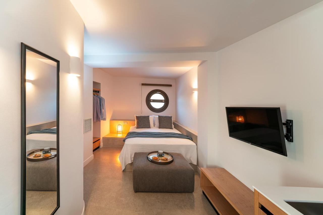 Double Room,1332921932:JPEG