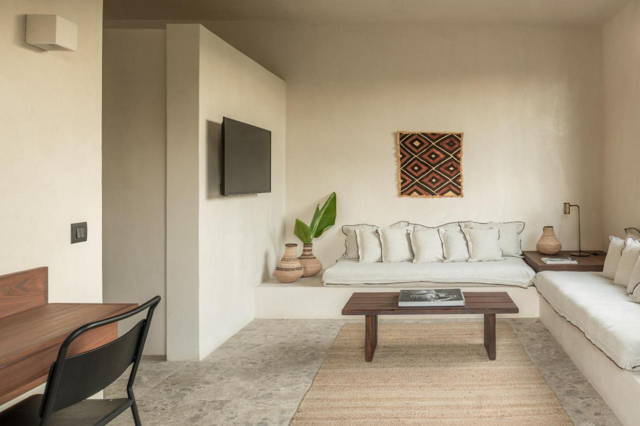 'Citrus' Suite Private Pool