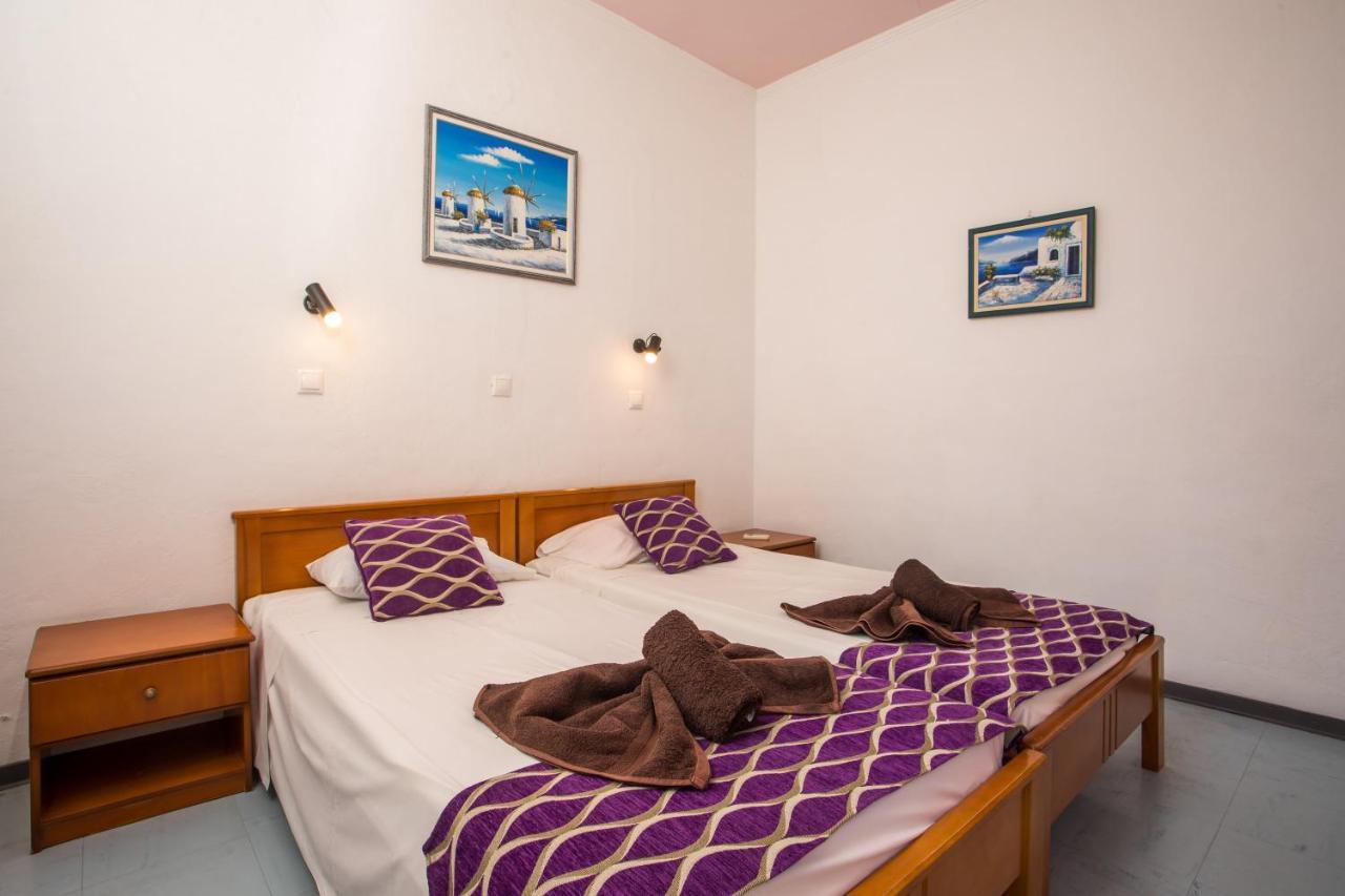 Tweepersoonskamer met 2 Aparte Bedden