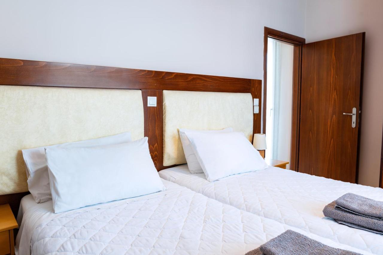 Deluxe 1 bedroom Apartment