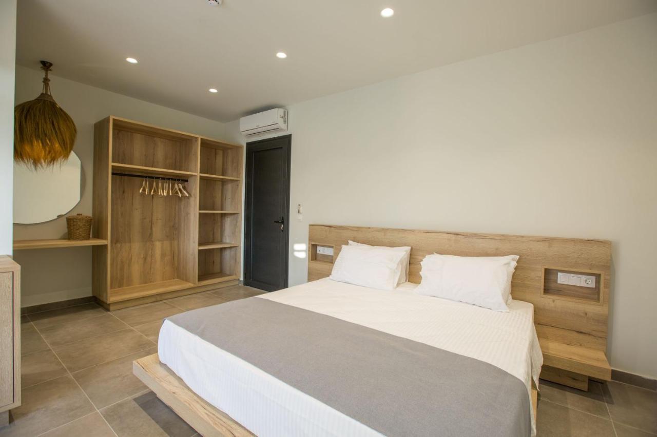 Deluxe Double Room,1399882352:JPEG