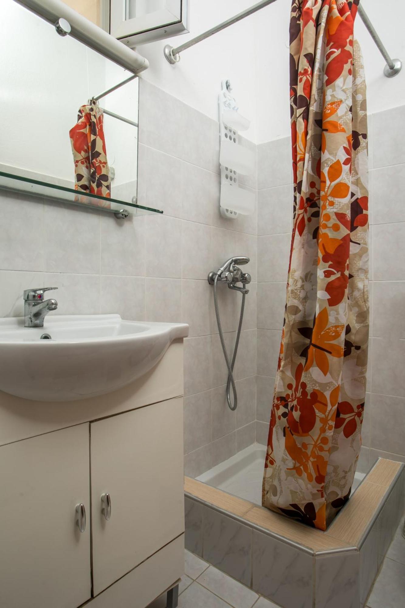 Standard Apartment,1524542185:JPEG