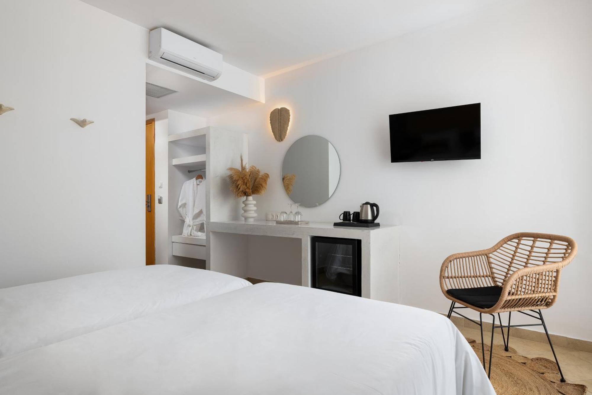 Superior Double Room,1567595798:JPEG