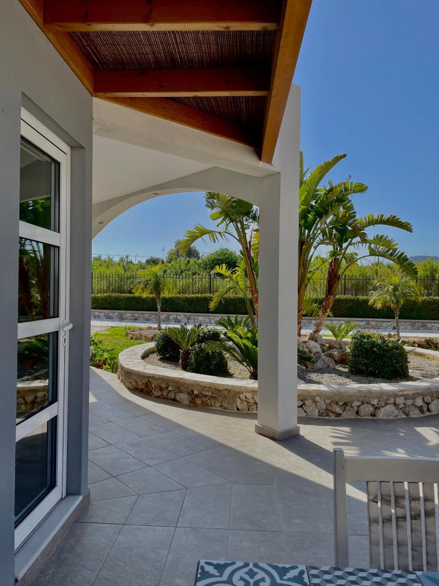 One-Bedroom Apartment Private Plunge Pool