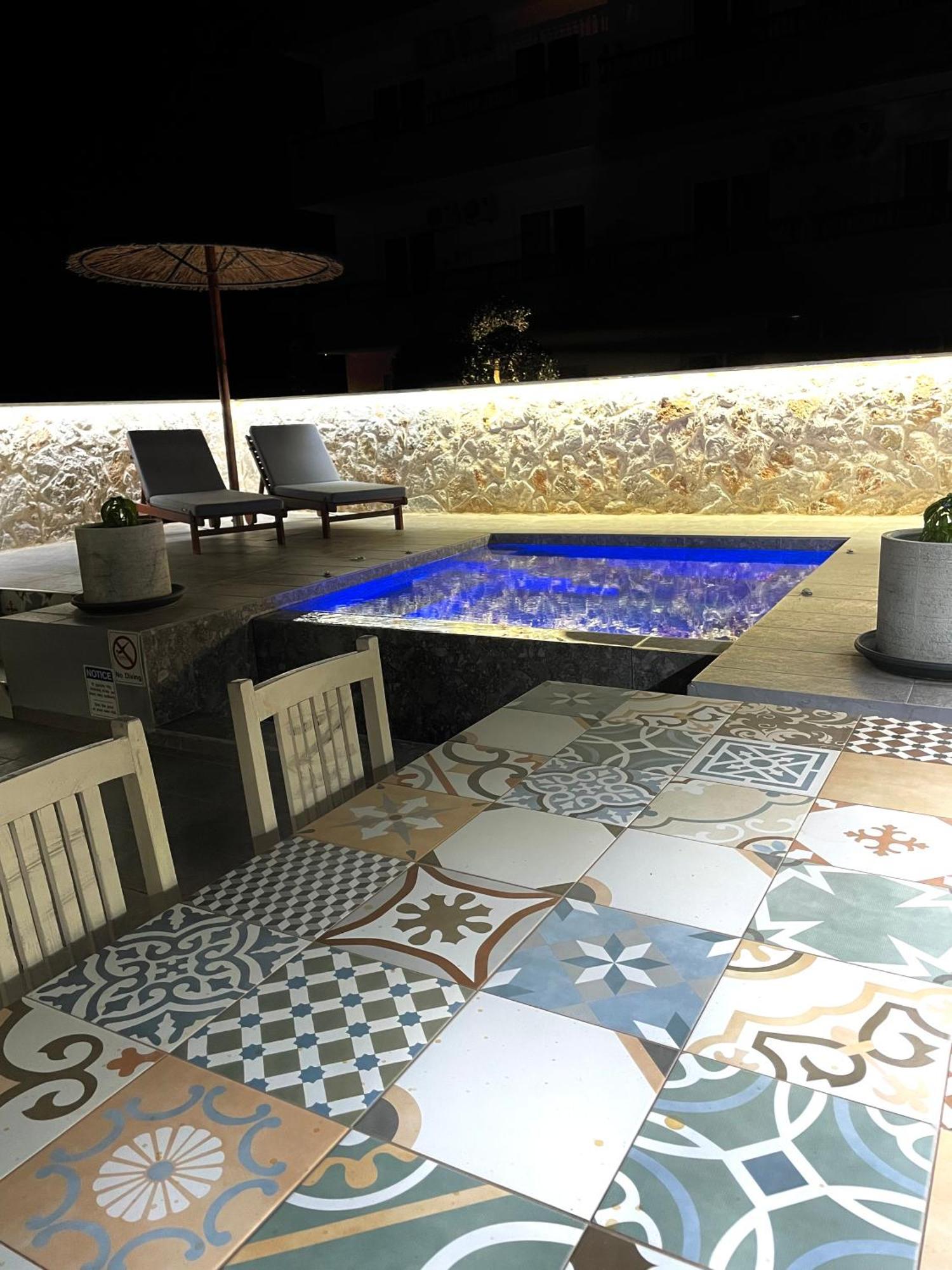 One-Bedroom Apartment Private Plunge Pool