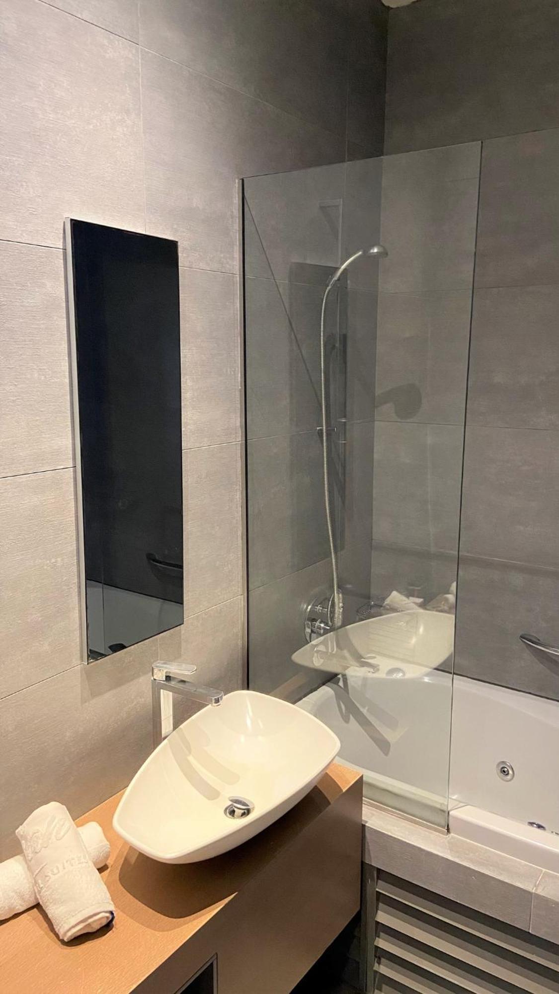 Double Room Inland View