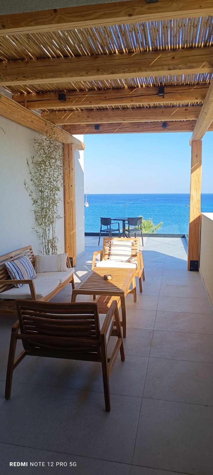 Deluxe Double Room Balcony Sea View,1622950500:JPEG