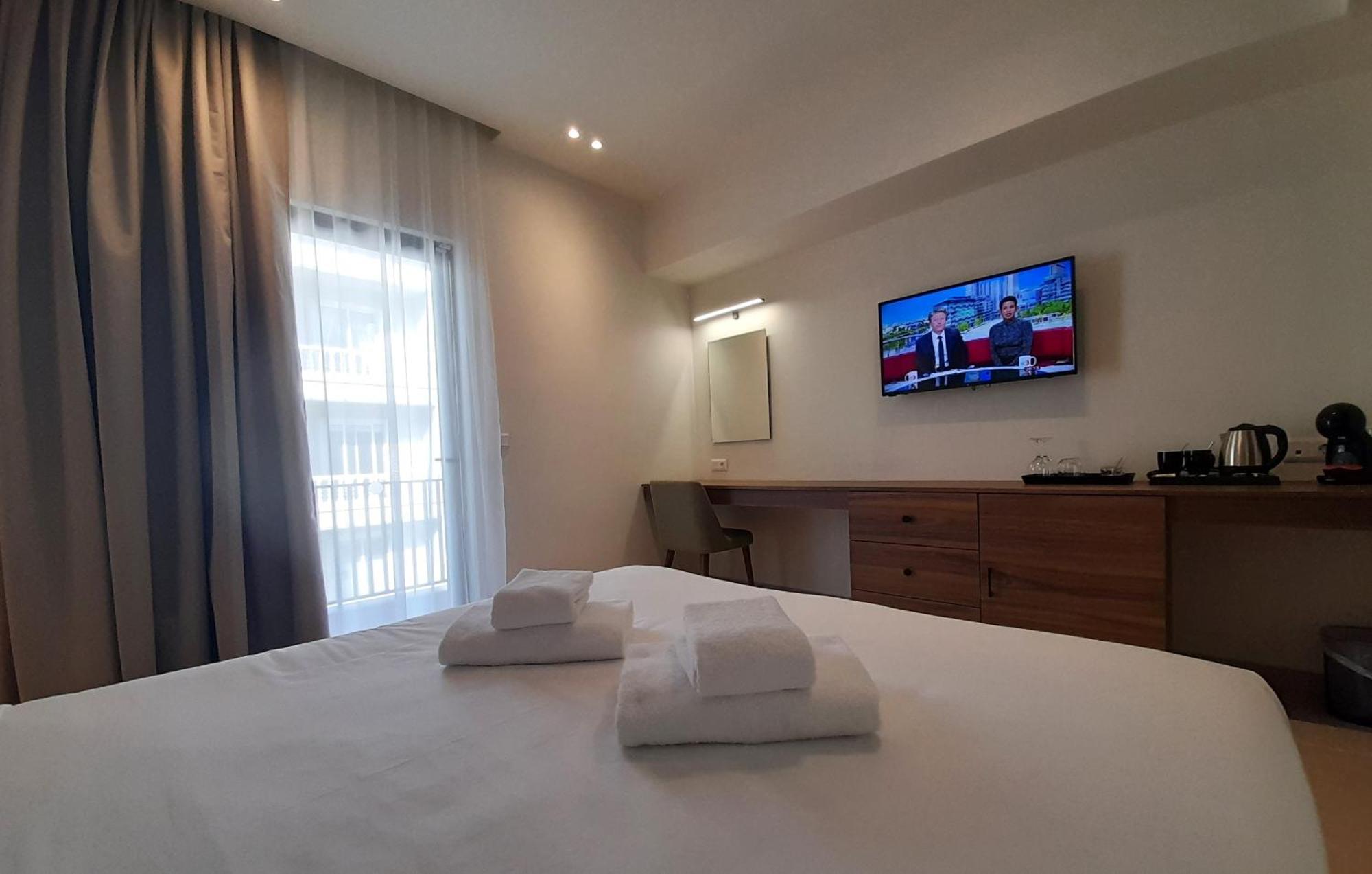 Deluxe Double or Twin Room City View,1600812905:JPEG
