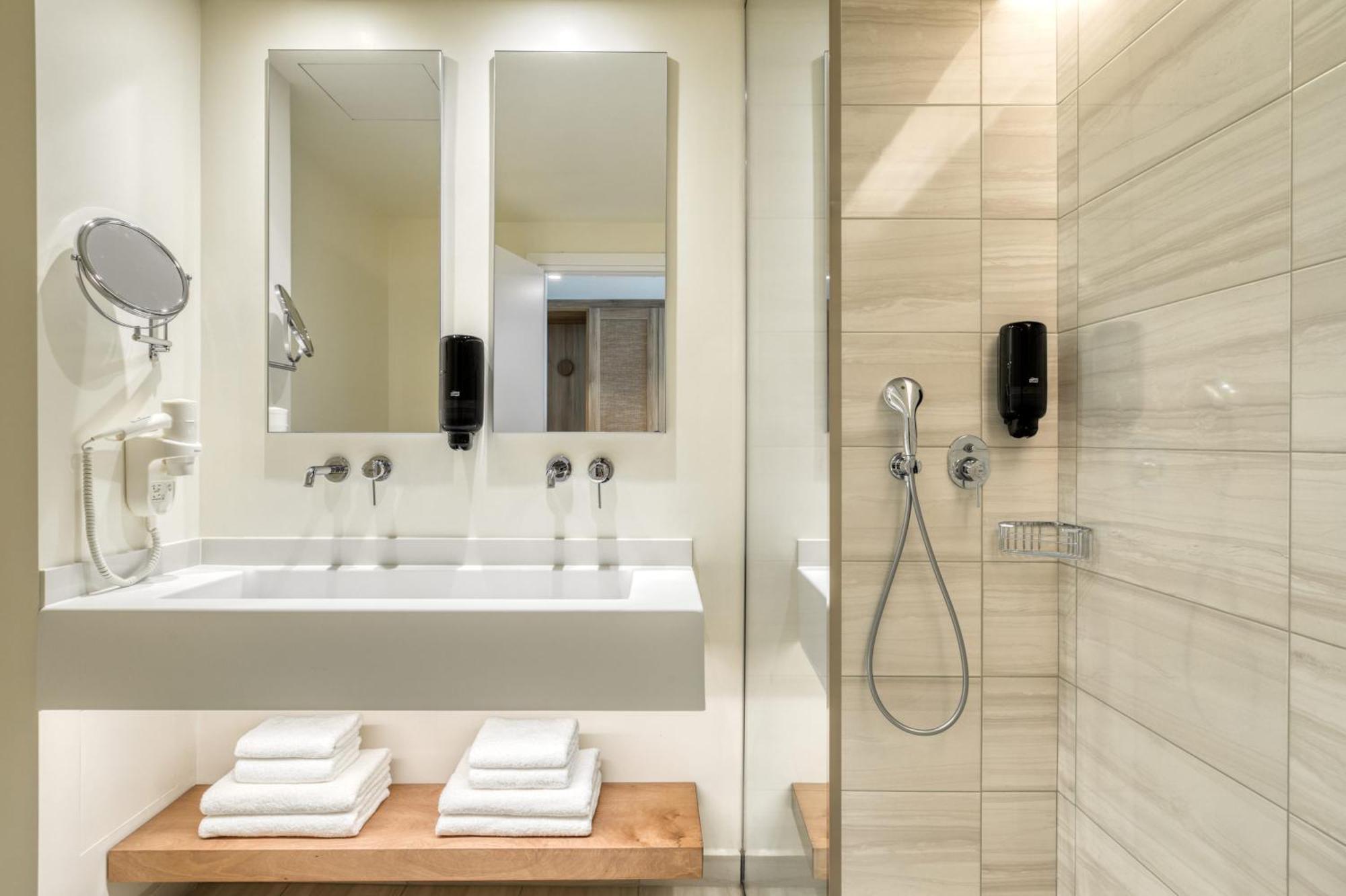 Swim-up-Doppelzimmer – nur für Erwachsene