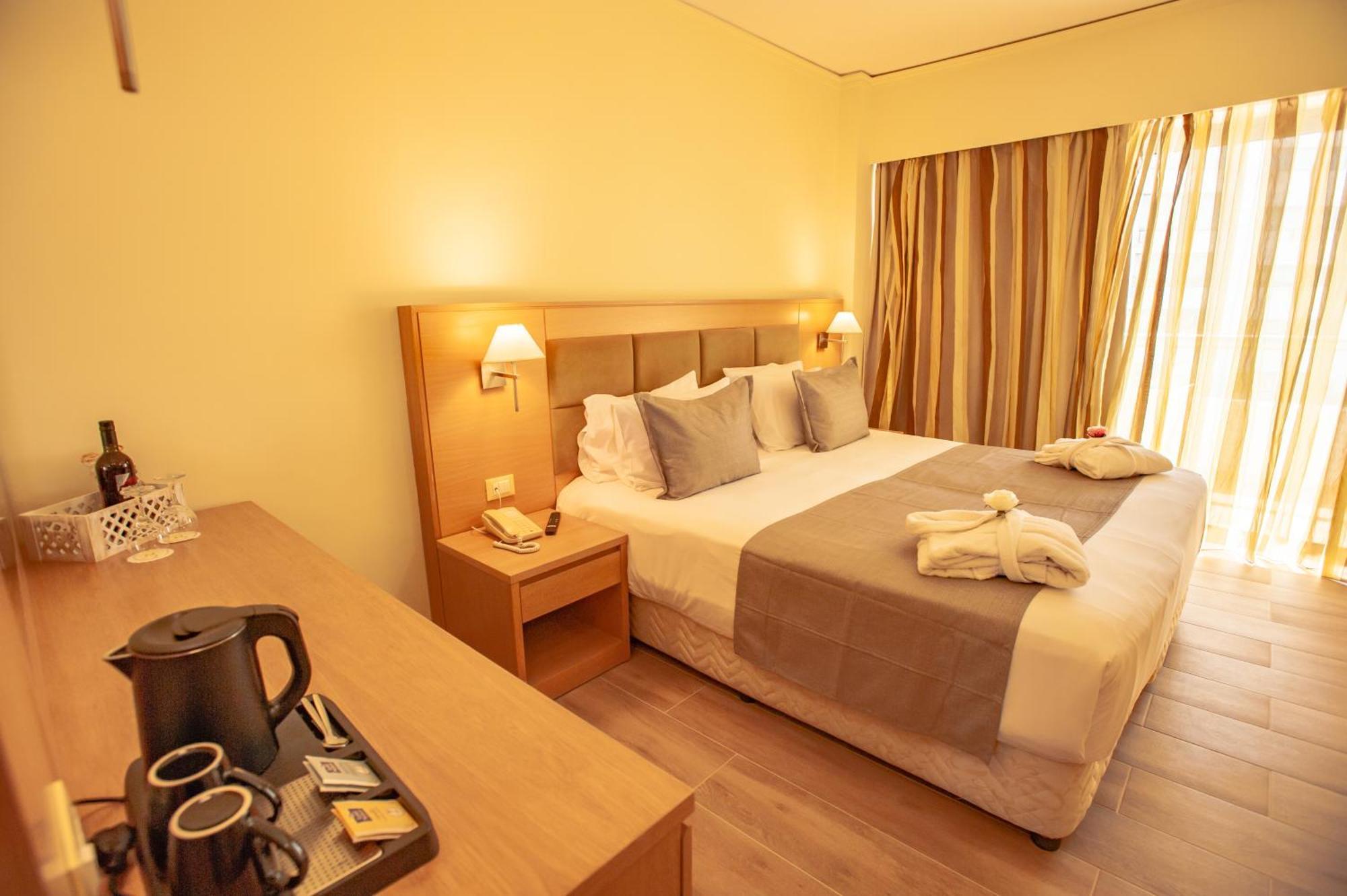Double or Twin Room Balcony