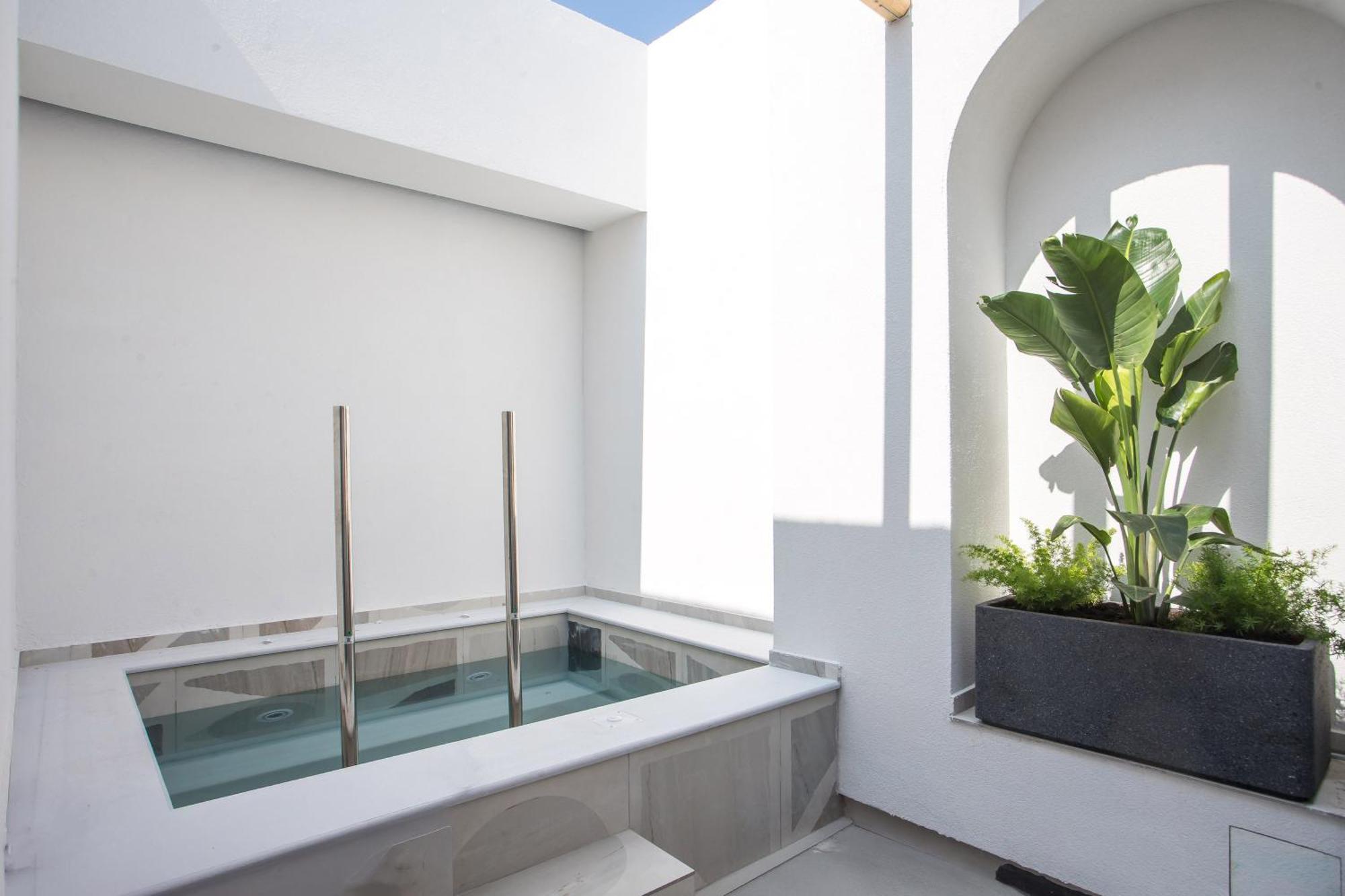 Suite Private Pool
