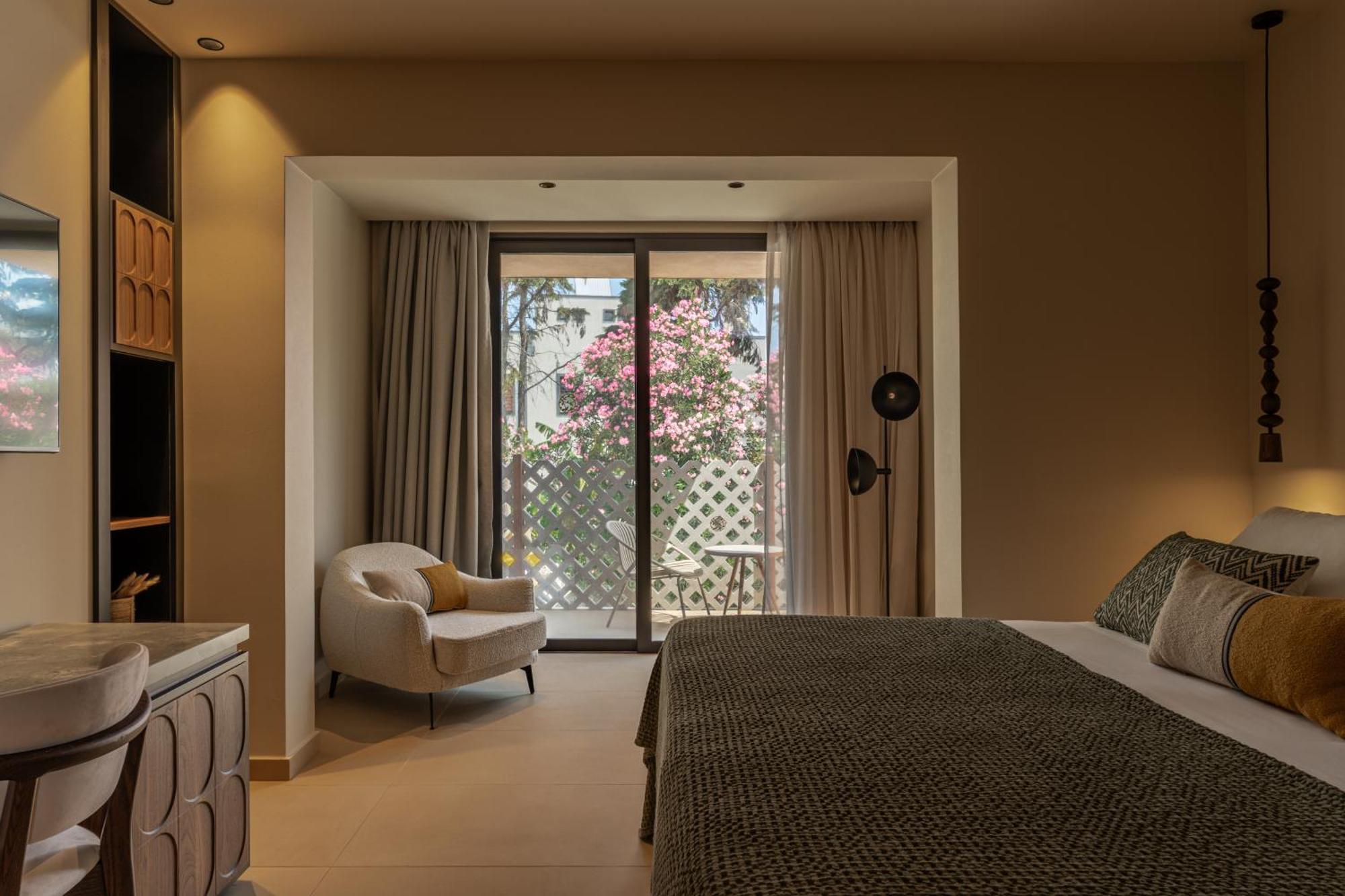 Superior Double or Twin Room Garden View