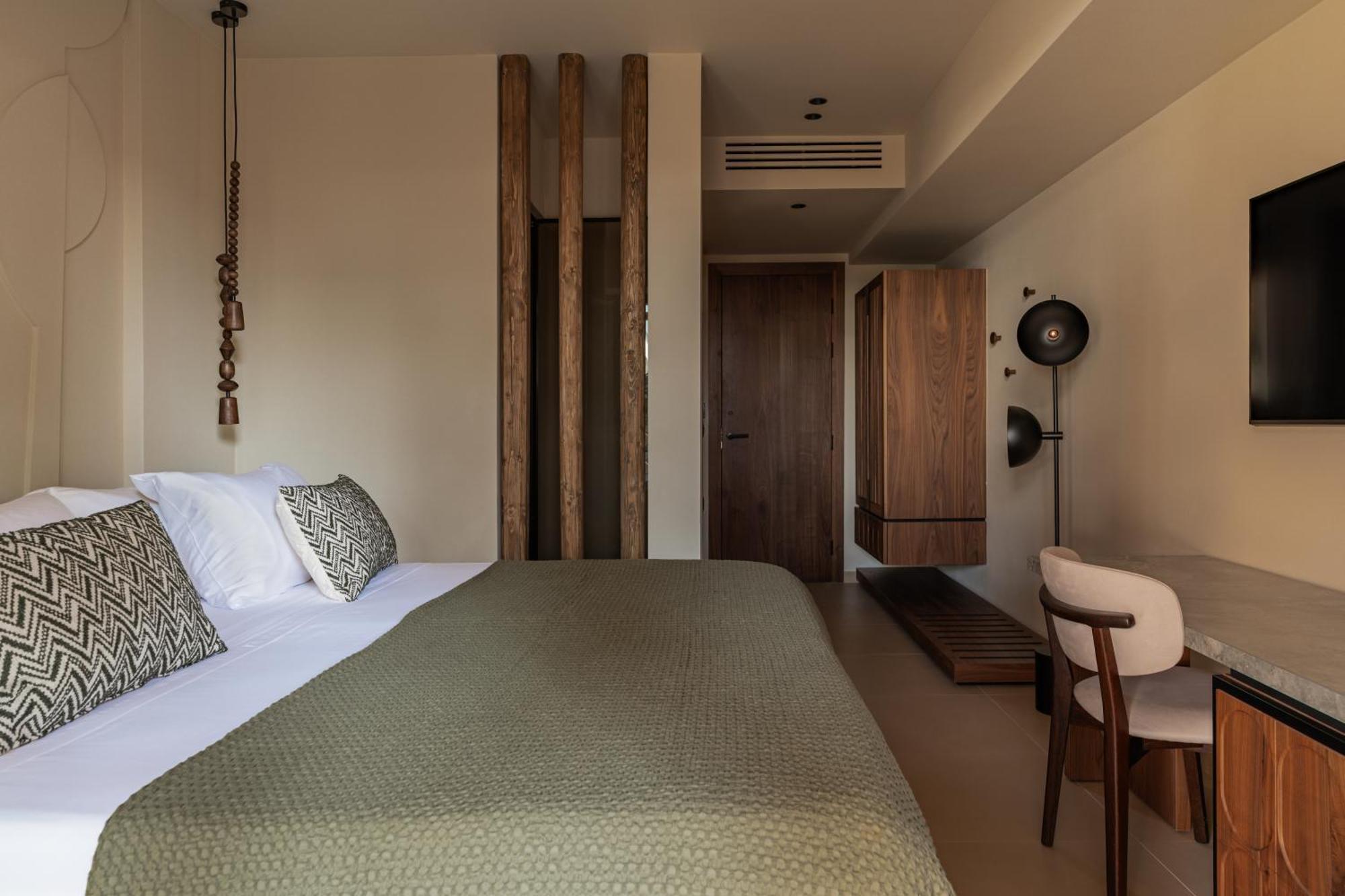 Standard Double or Twin Room Garden View