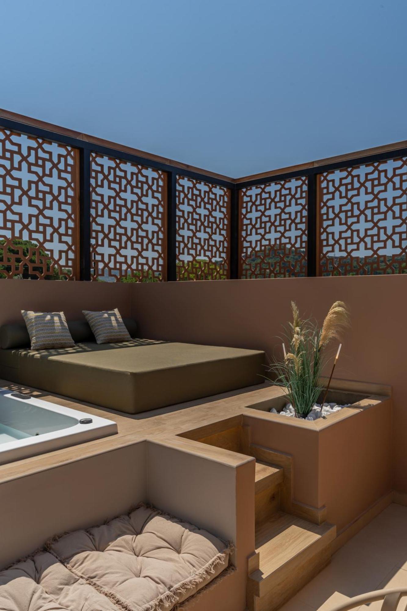 Premium Double or Twin Room Spa Bath