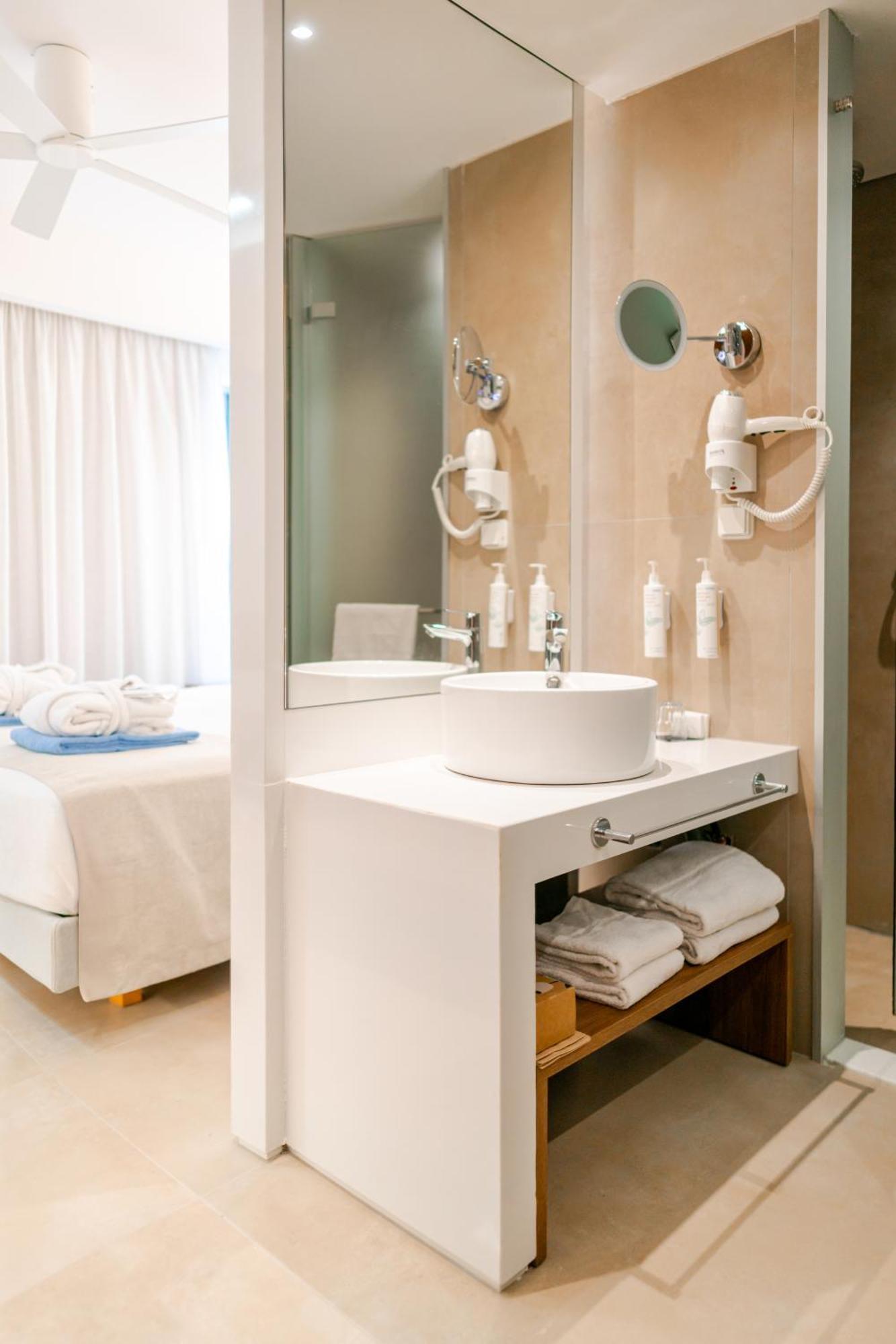 Deluxe Double Room Balcony