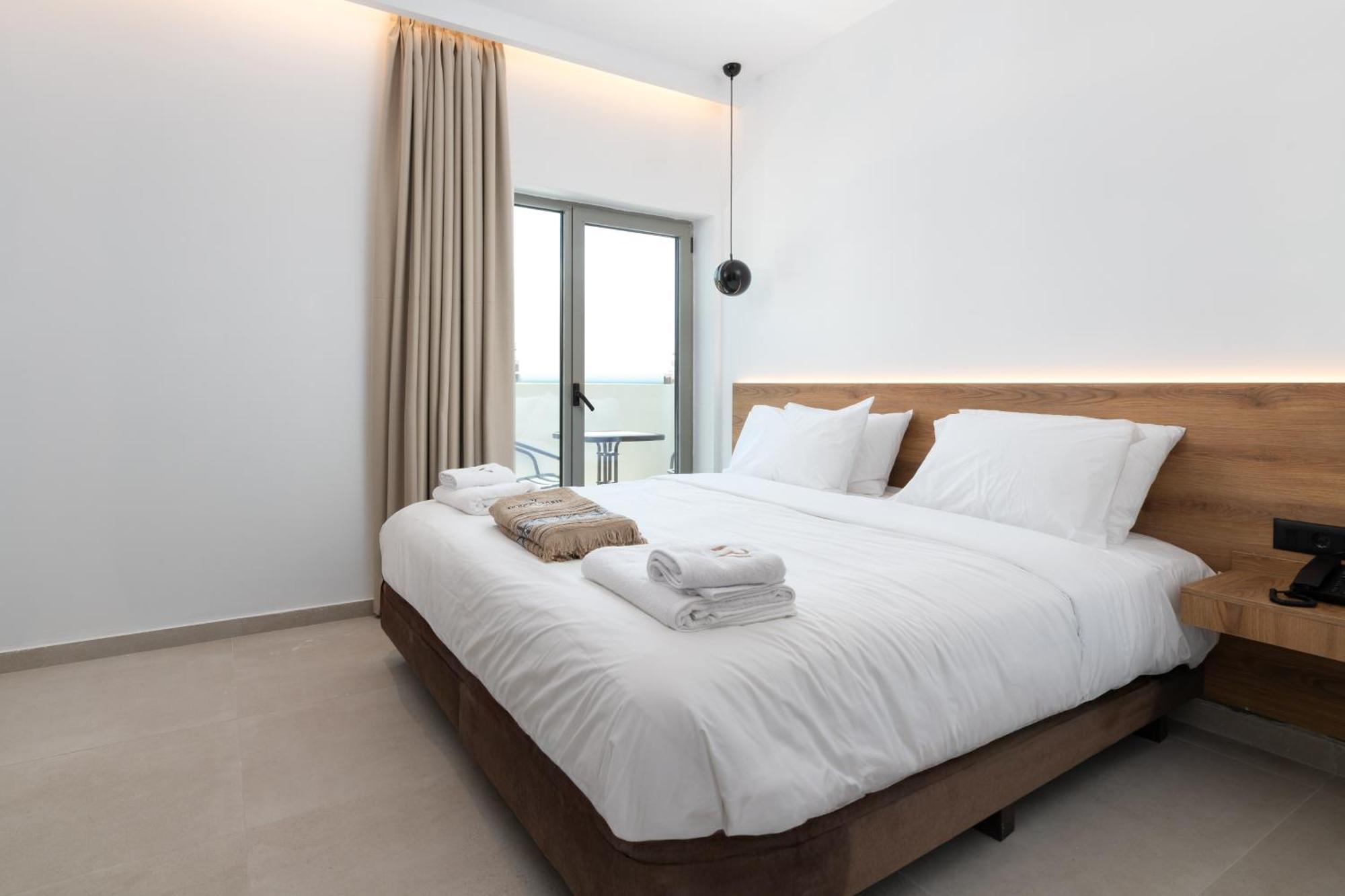 Deluxe Double or Twin Room Balcony