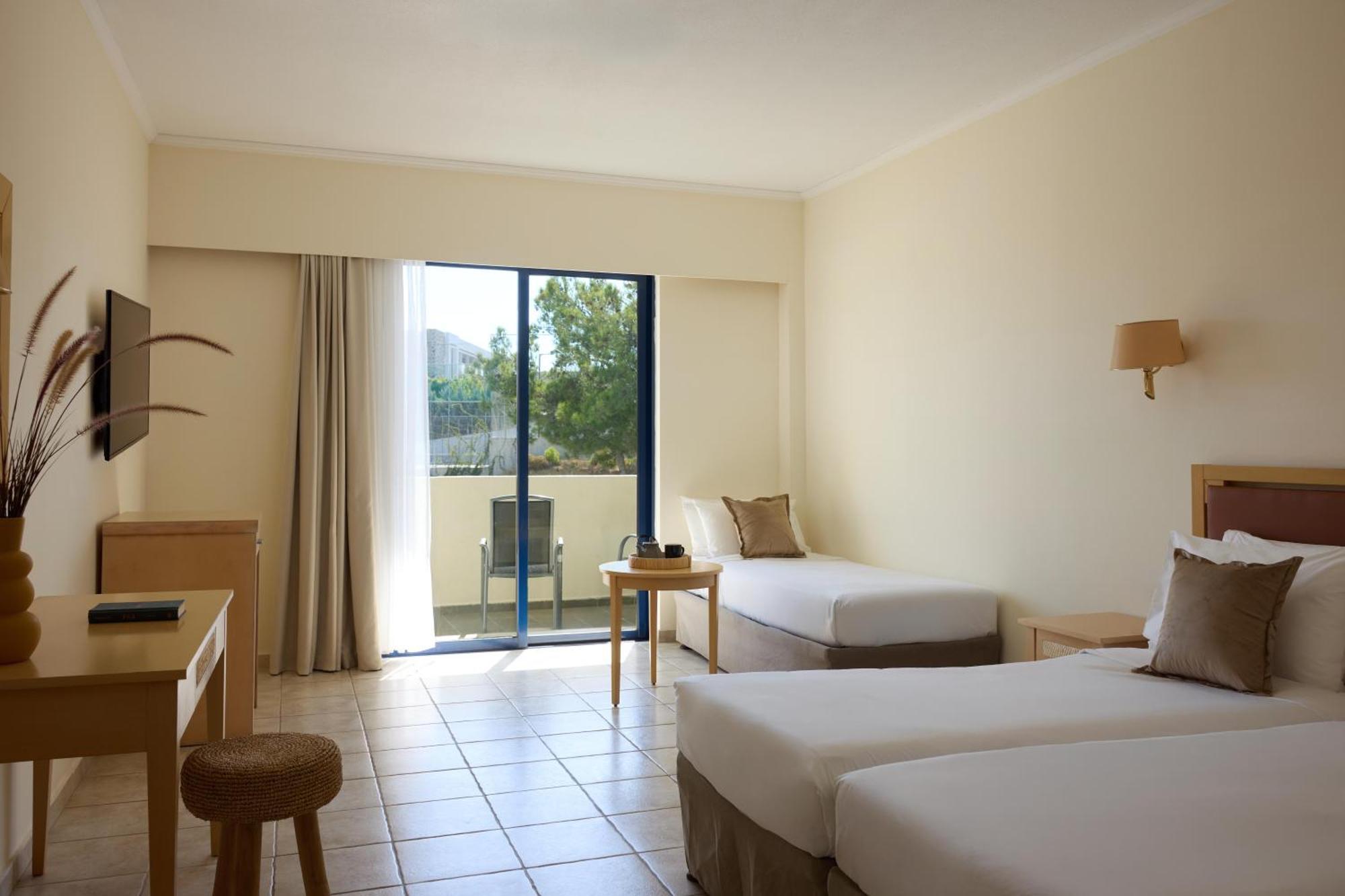 Standard Double or Twin Room Garden View