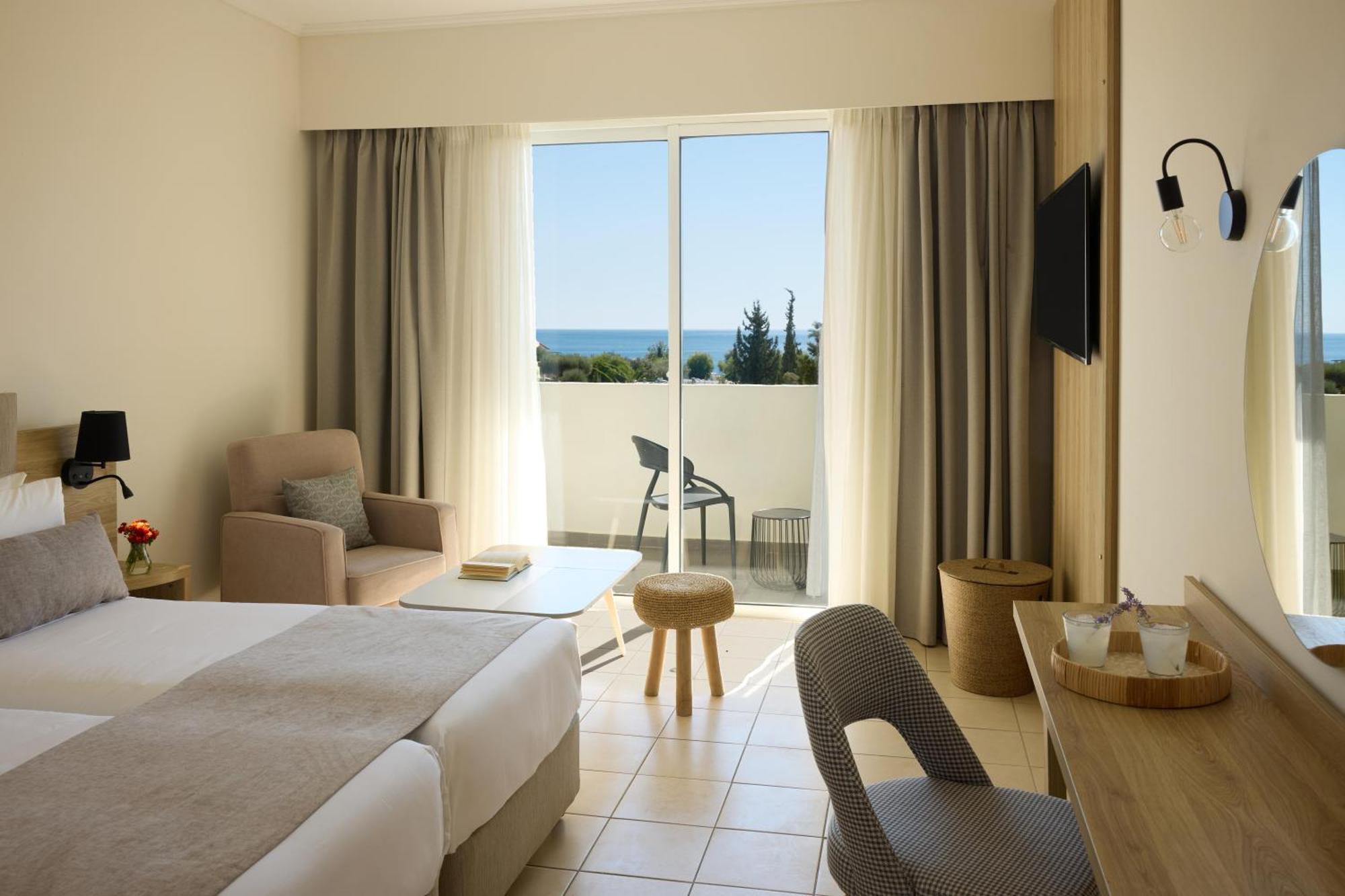 Superior Twin Room Sea View