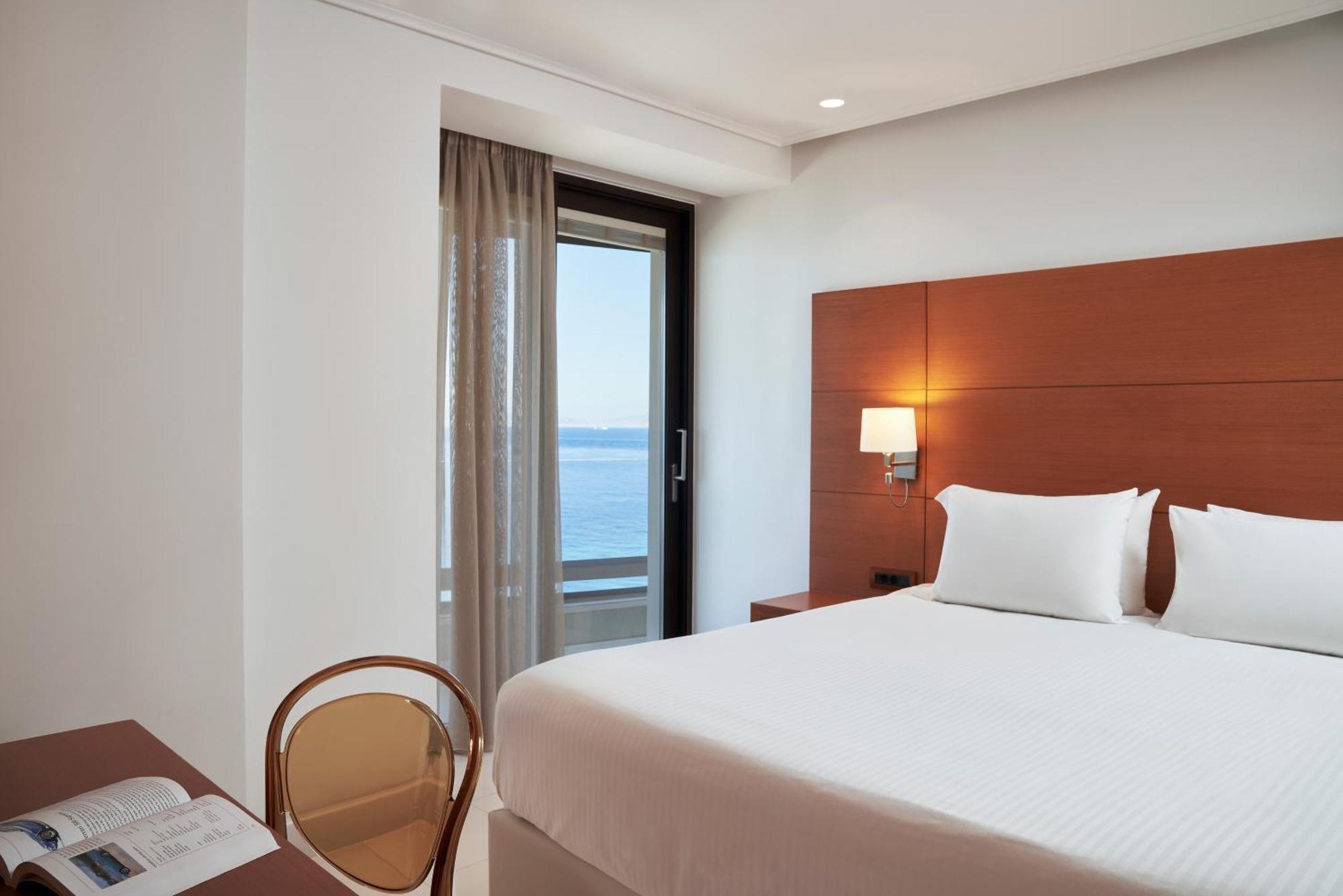 One-Bedroom Suite Premium View