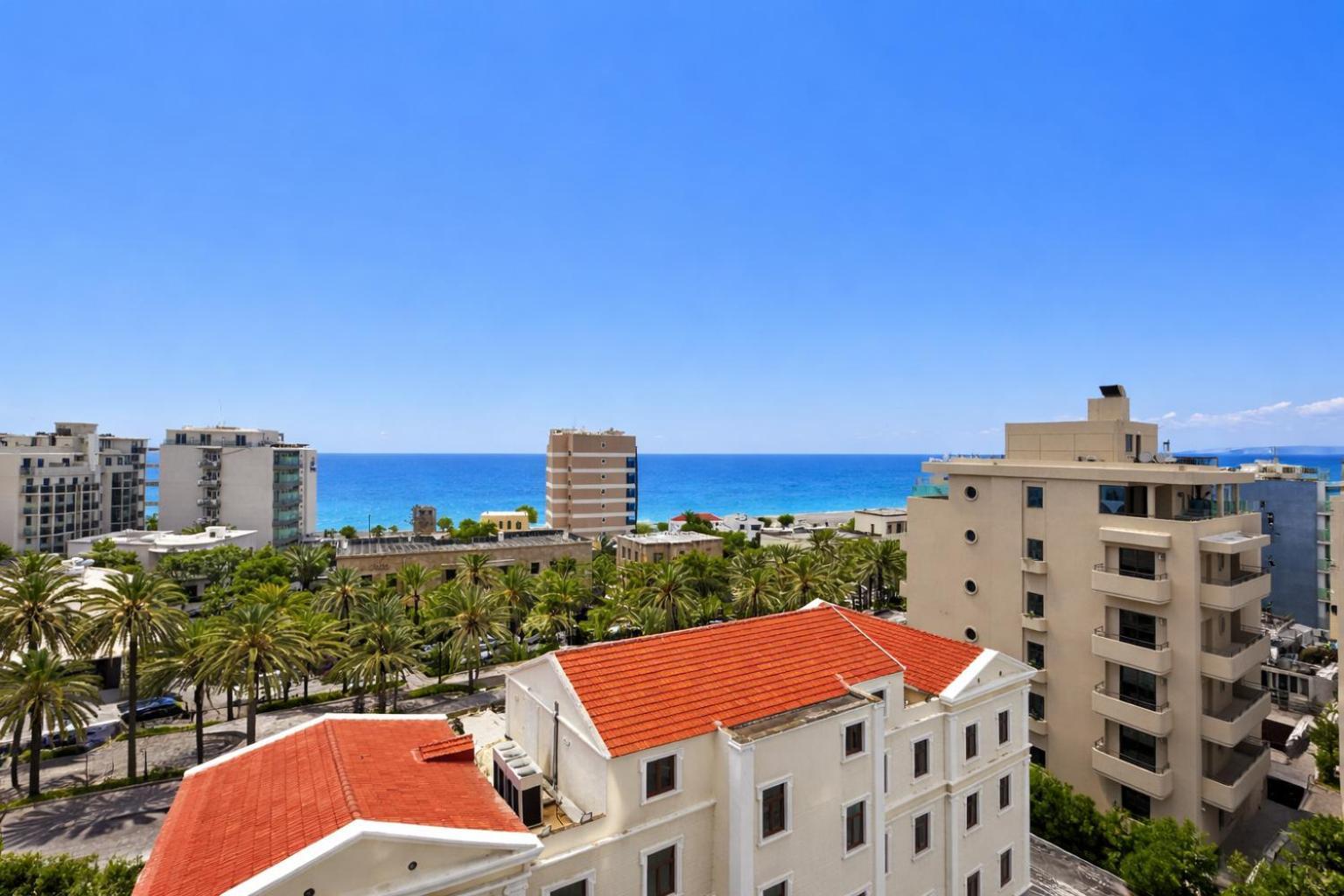 King Suite Sea View