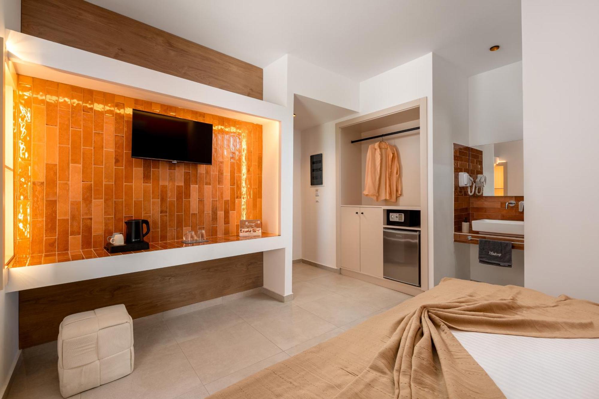 Deluxe Double Room Garden View