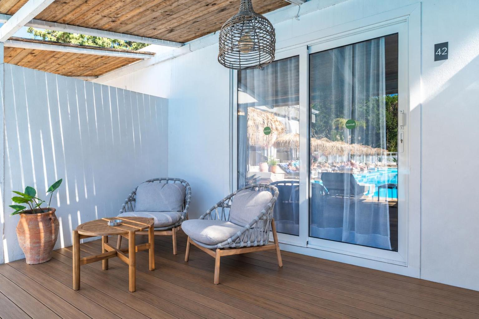 Junior Suite Pool View