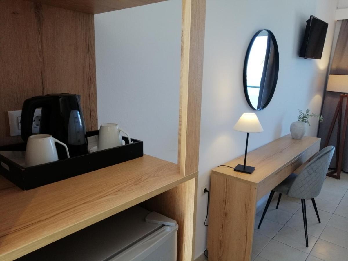 Standard Twin Room Sea View