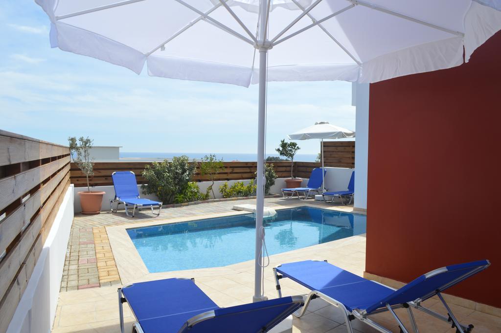 Villa mit 3 Schlafzimmern und privatem Pool