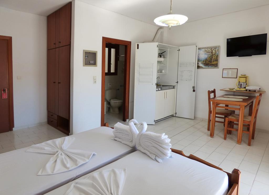 Studio met Veranda - Begane grond