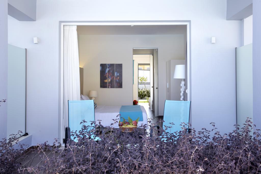Family Room with Pool View (3 Adults + 1 Child)