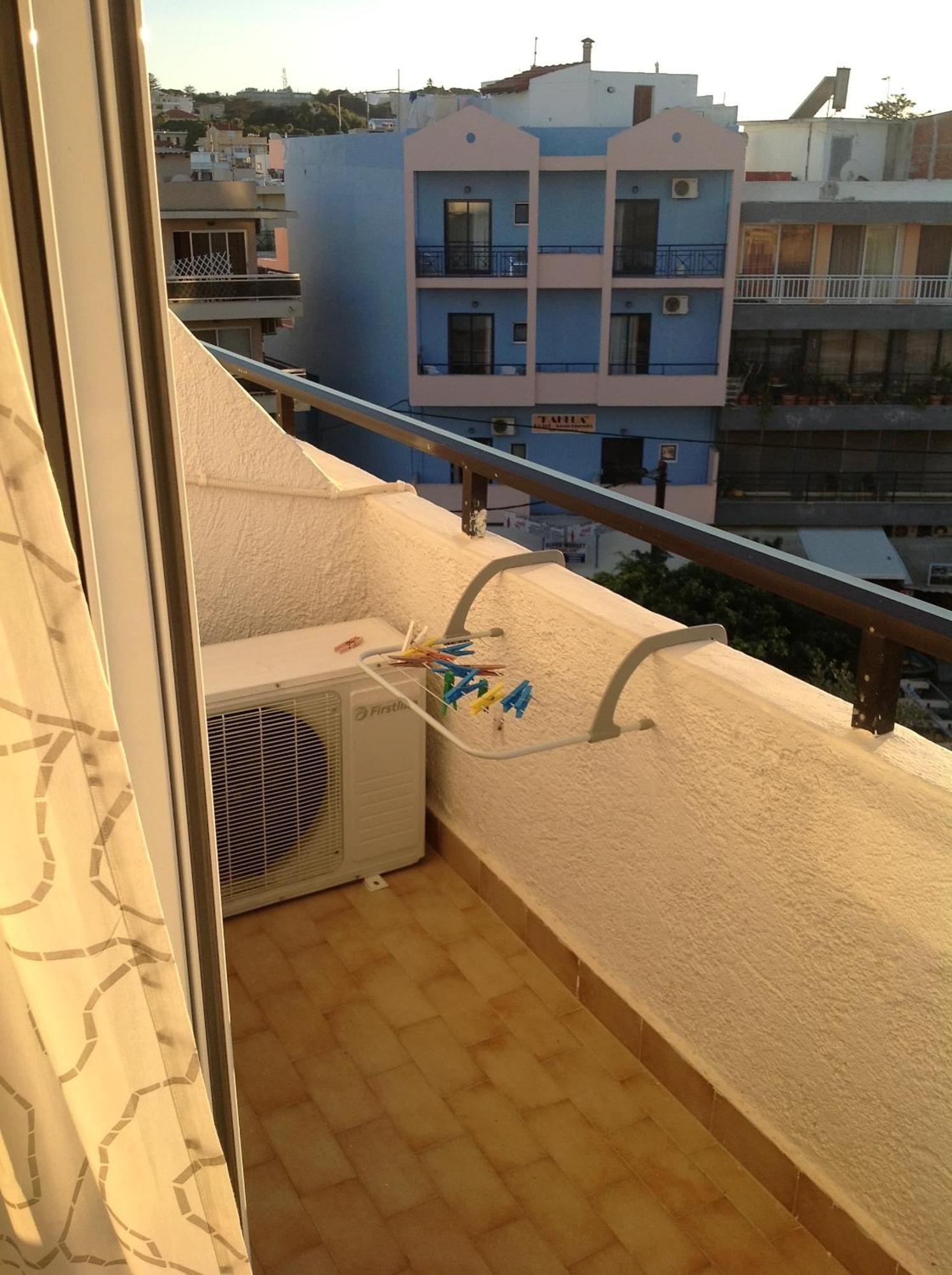 One-Bedroom Apartment 2
