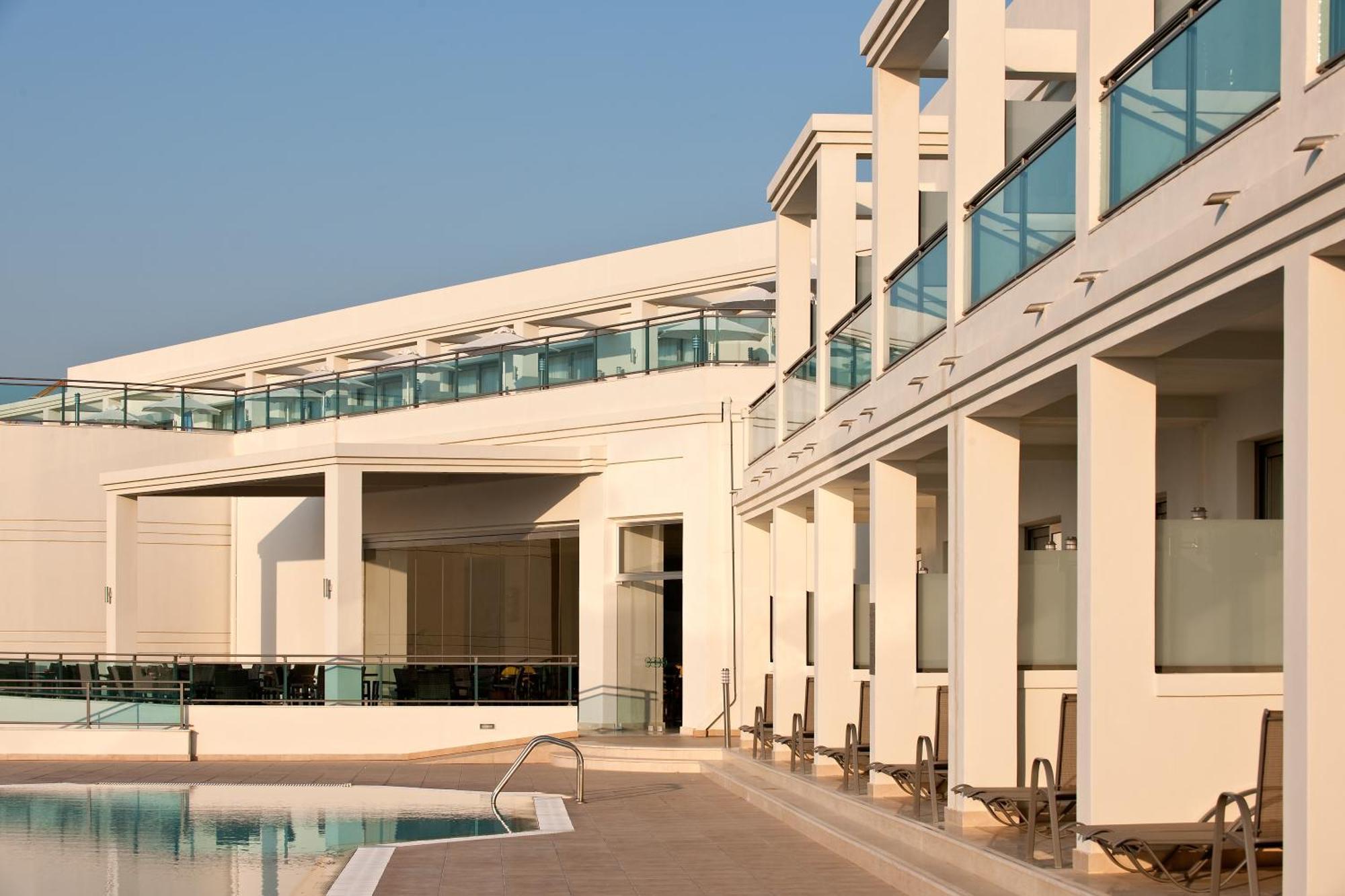 Junior Suite Sea View Sharing Pool,972767371:JPEG
