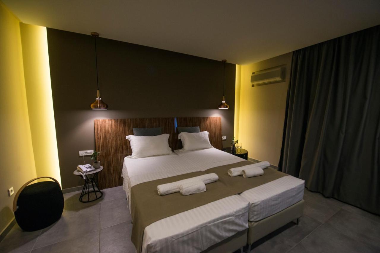 Comfort Room,761387686:JPEG