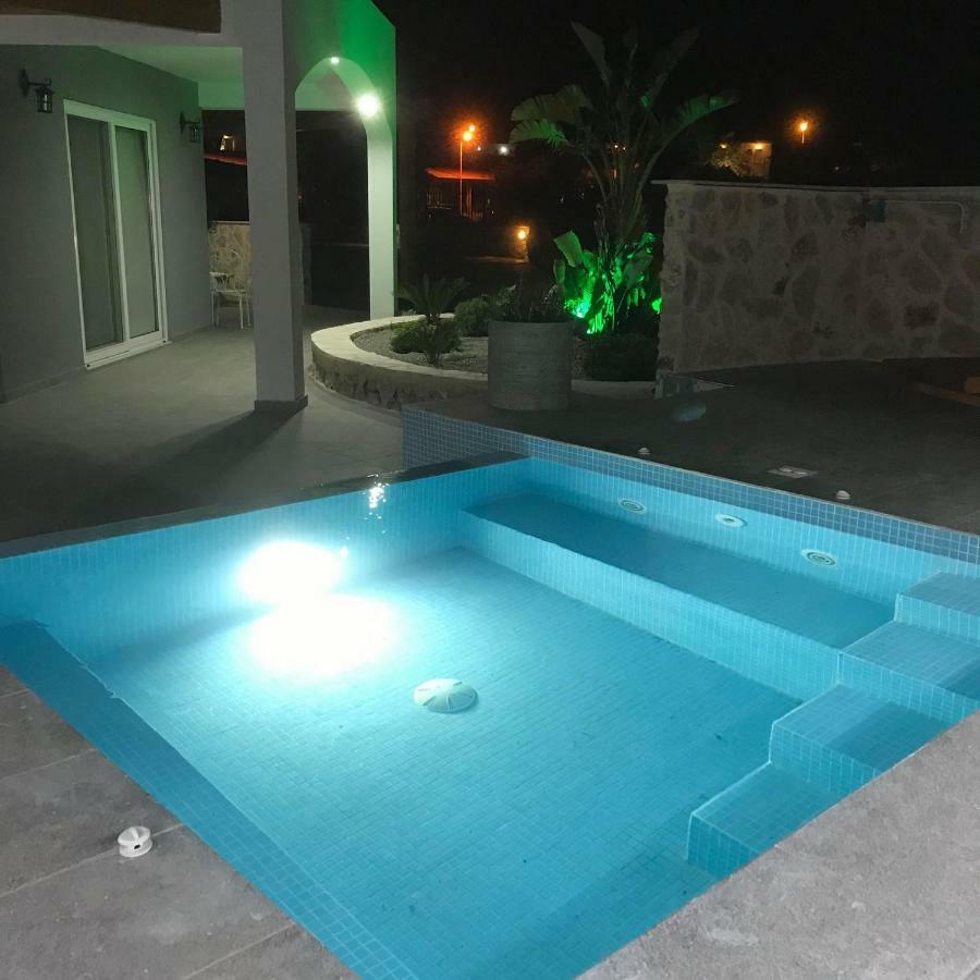 One-Bedroom Apartment Private Plunge Pool