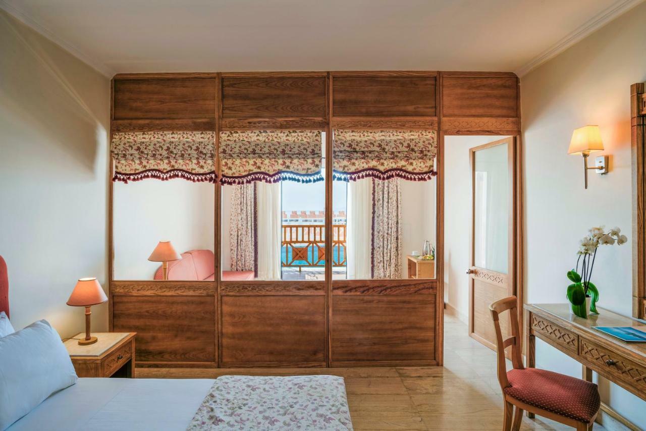 Familiare Superior con Piscina in Comune