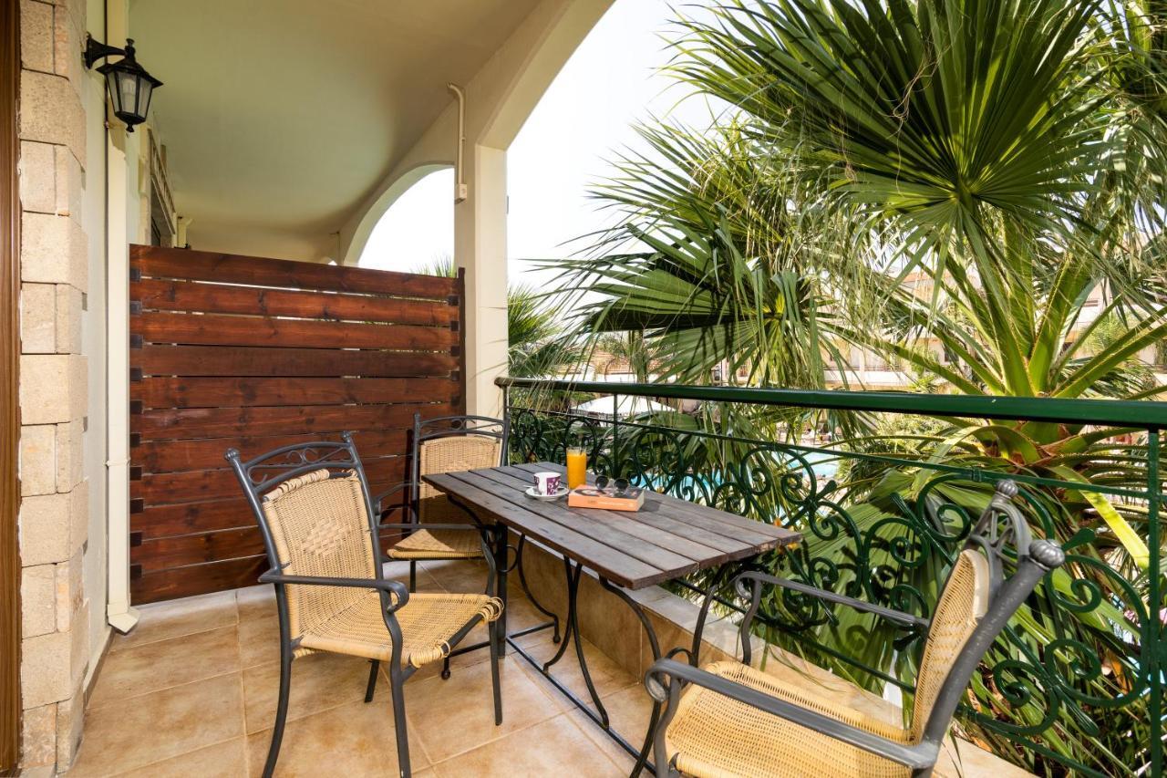 Superior Apartment