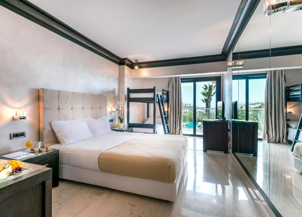 Quadruple Room Sea View