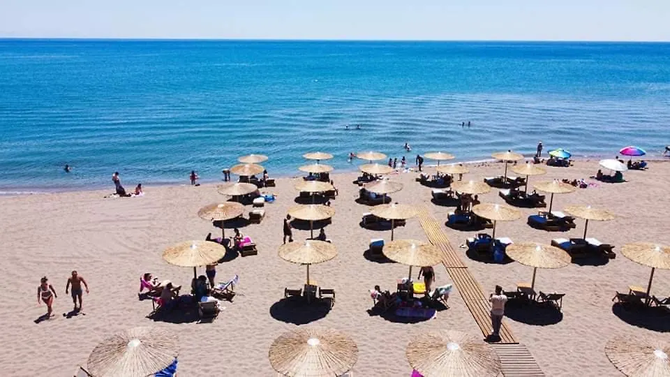 Sotiris Rooms-1