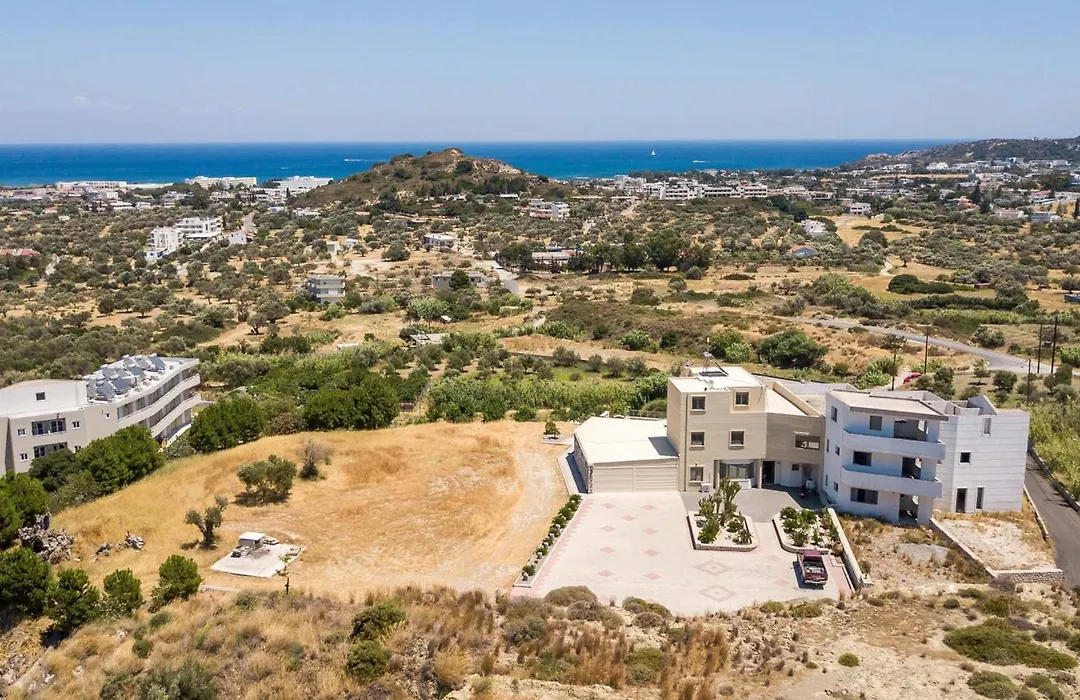 Des & Coo Luxury Villa With Private Pool-1