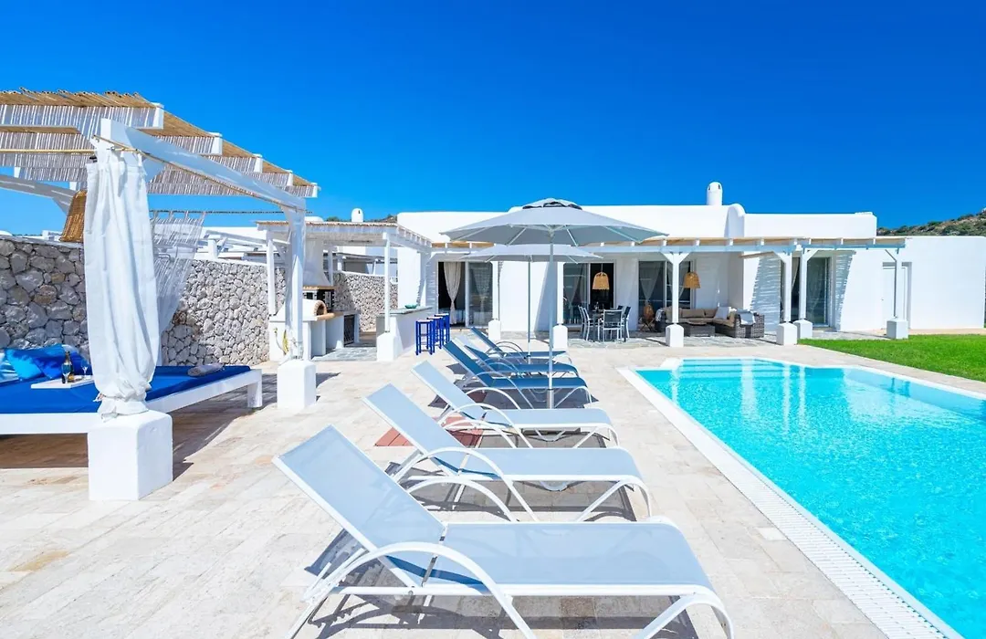 Villa Philena Ladiko Heizbarer Pool-1