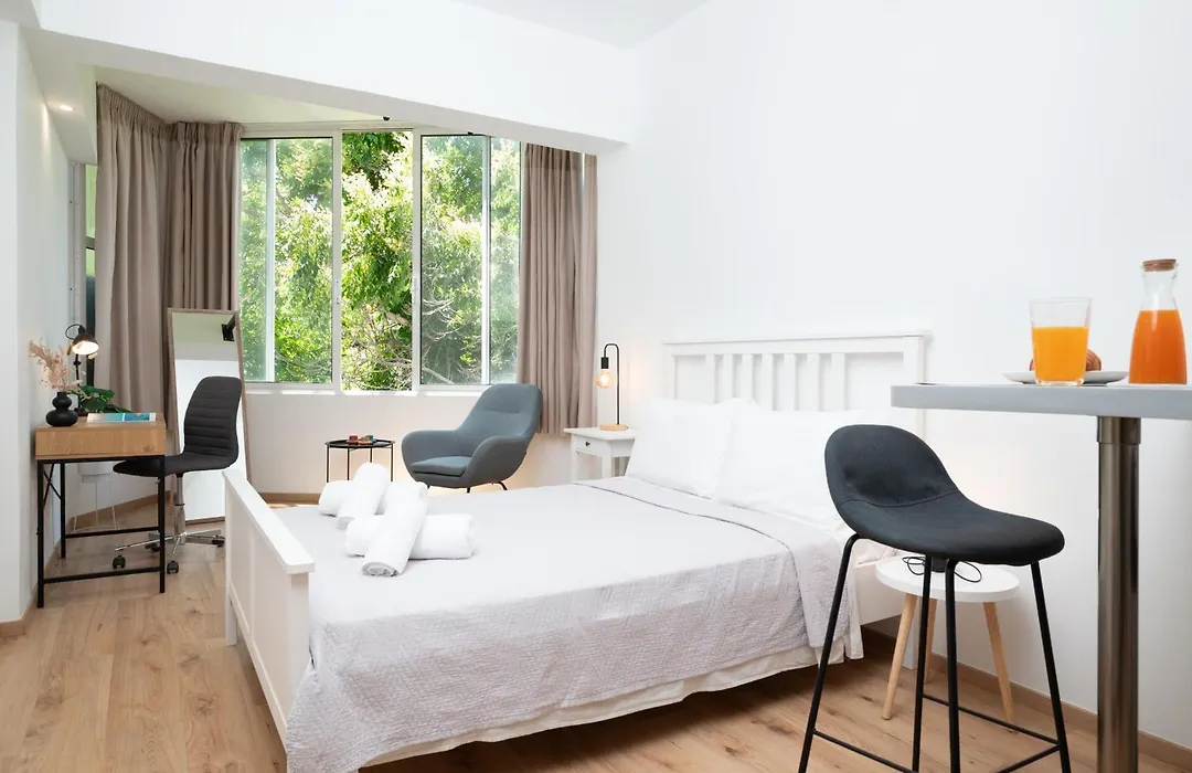 Gravity Downtown Scandi Studio-1