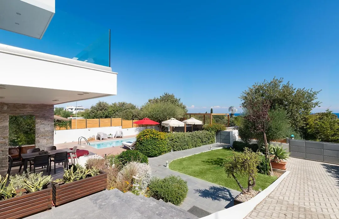Terpsis Pool Villa-1