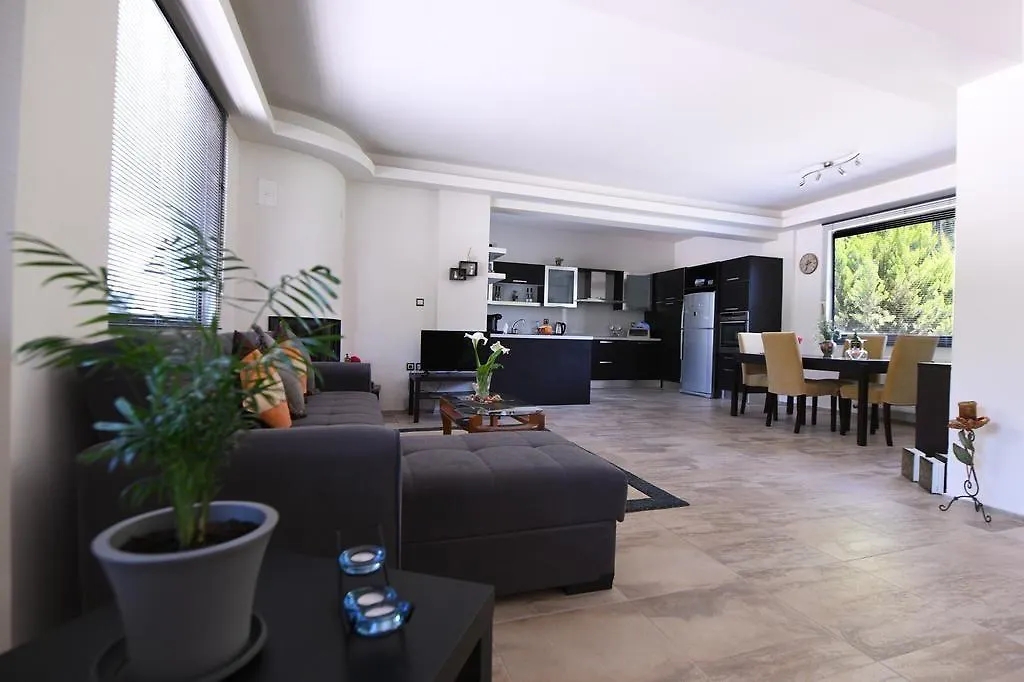 Lilies Villa-1