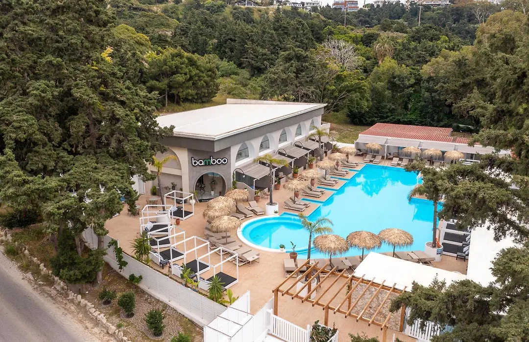 Bamboo Suites Hotel - Adults Only-1