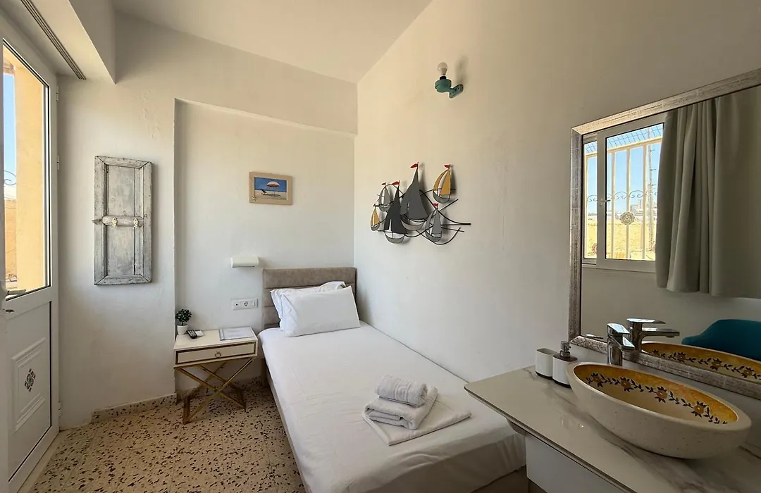 Florida Hotel & Apartments - Adults Only-1